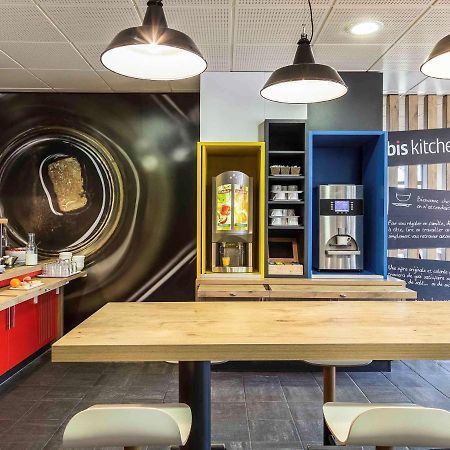 Готель Ibis Thonon Centre Екстер'єр фото