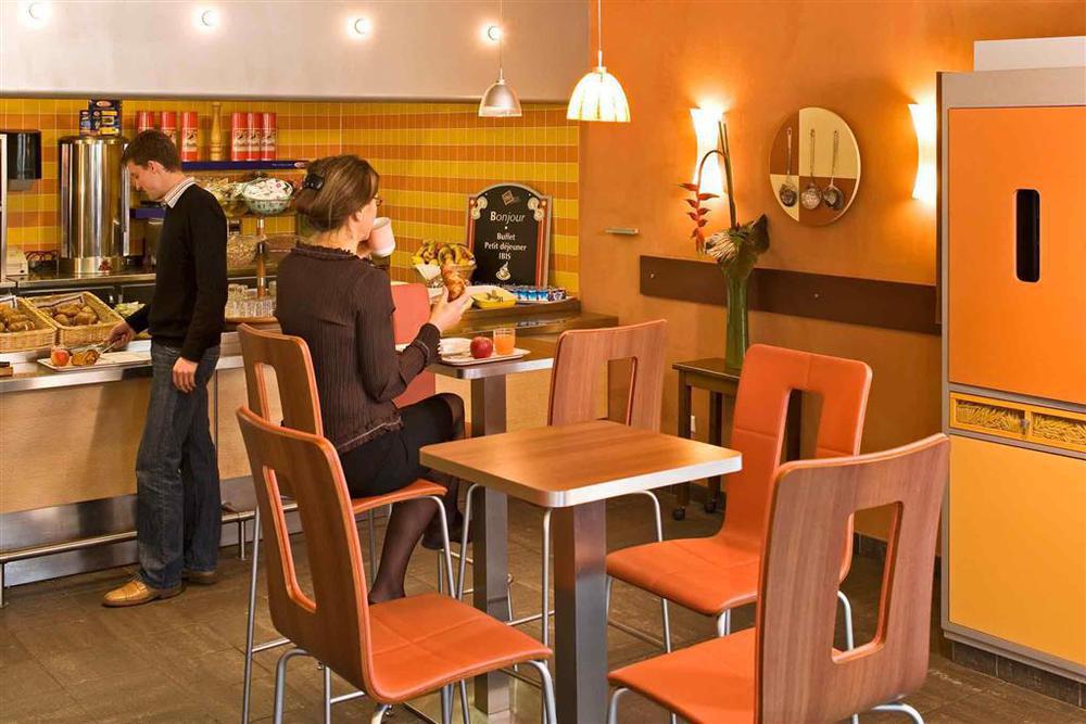 Готель Ibis Thonon Centre Екстер'єр фото