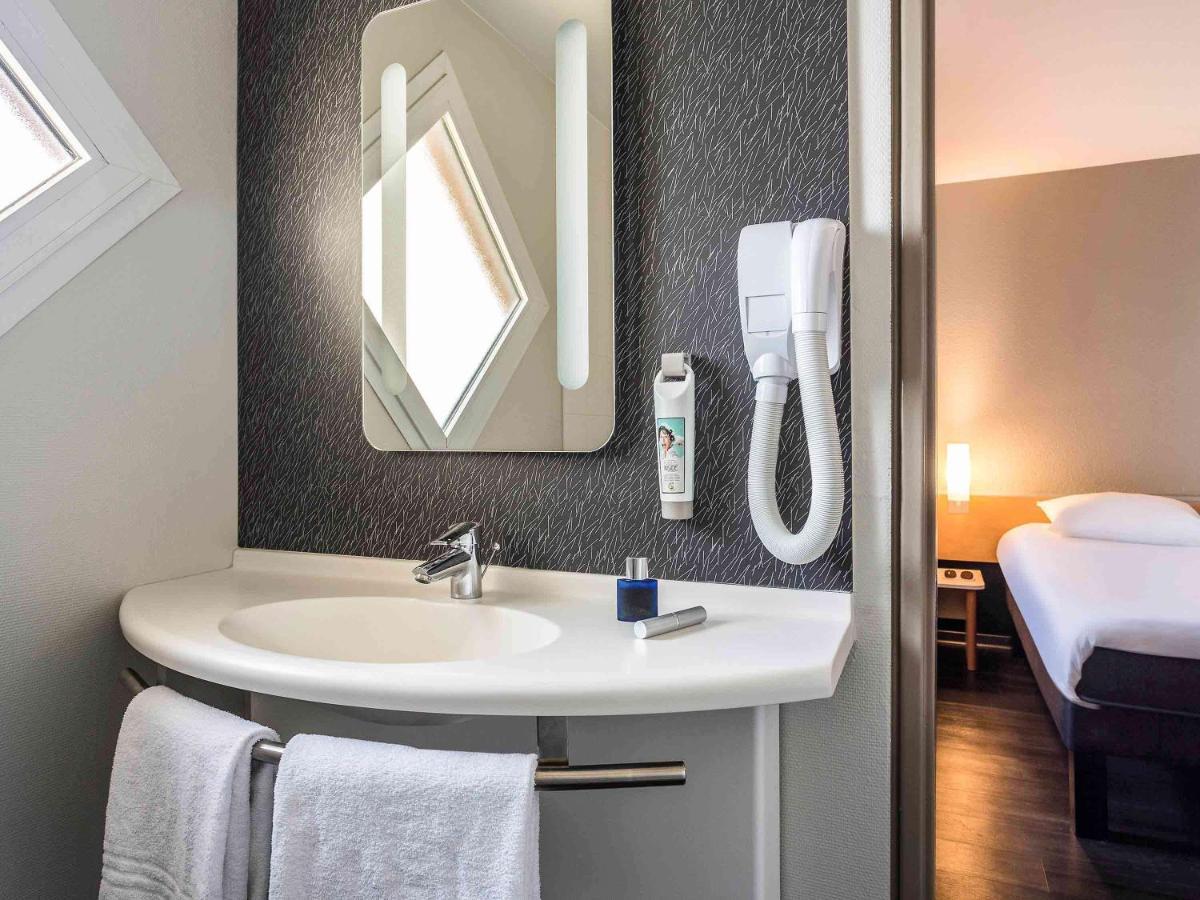 Готель Ibis Thonon Centre Екстер'єр фото