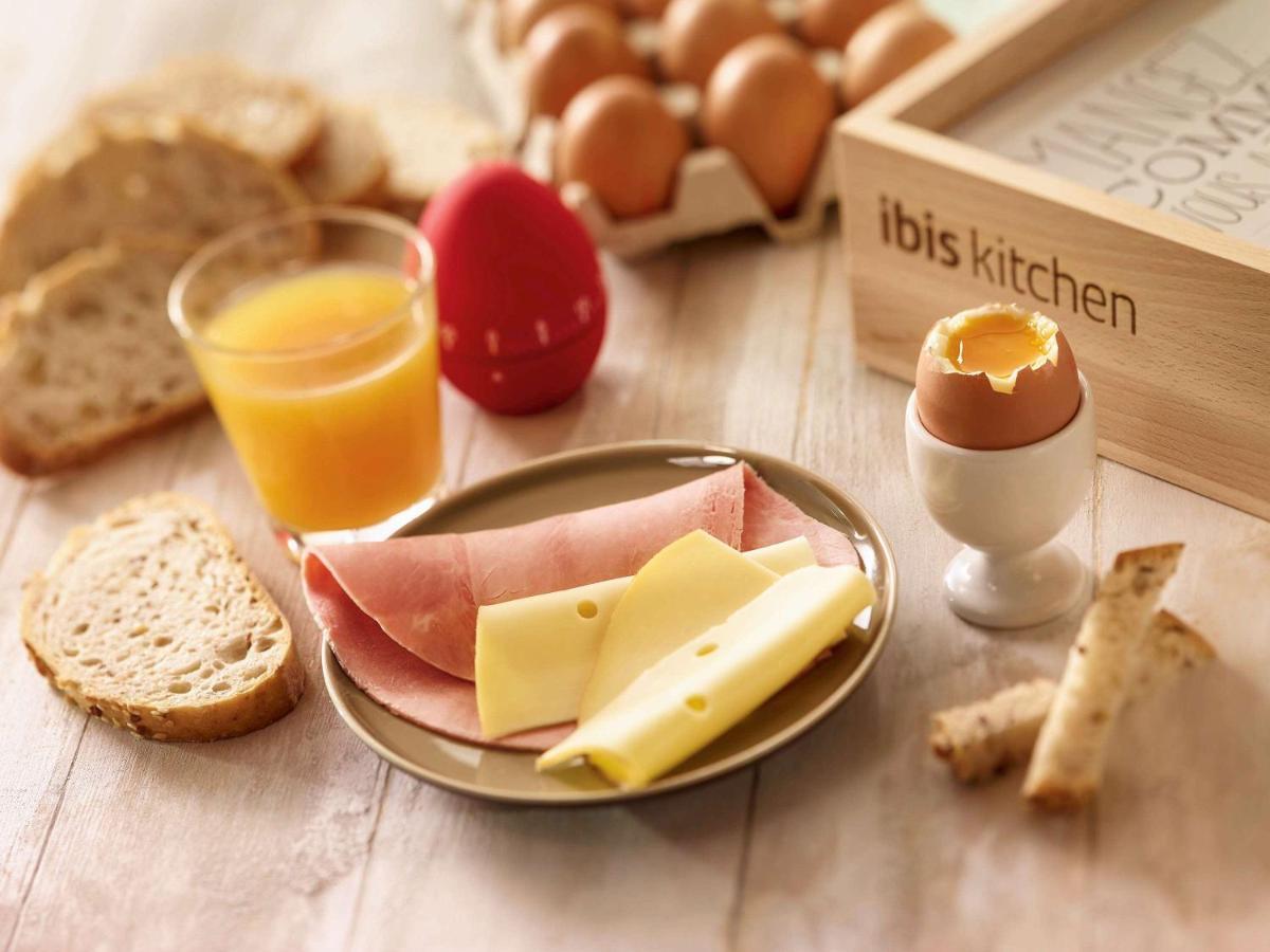 Готель Ibis Thonon Centre Екстер'єр фото